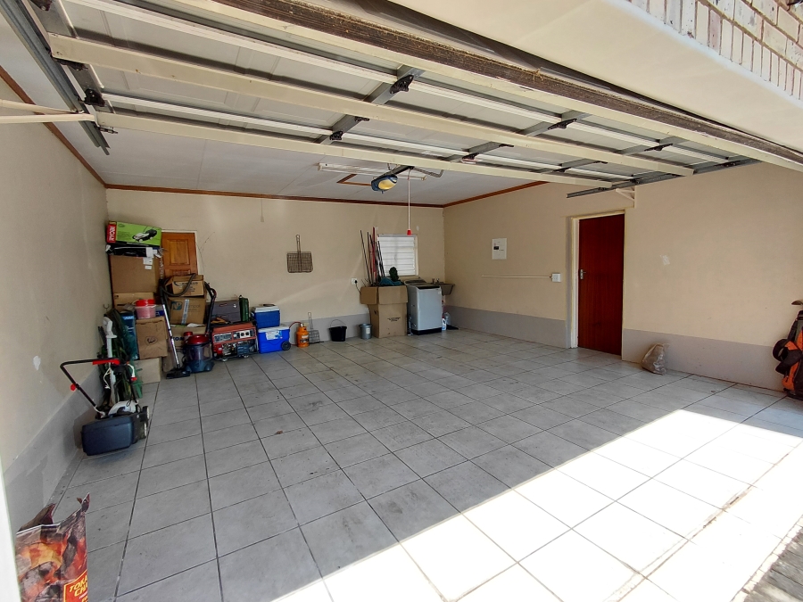 To Let 2 Bedroom Property for Rent in Wilkoppies North West
